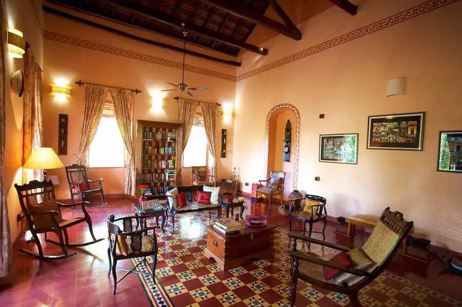 Neemrana Fort Palace